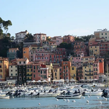 Apartment Emozione Mare Blu San Terenzo Lerici